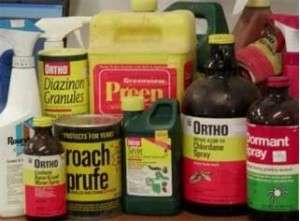 Divers pesticides employés dans l'agriculture.